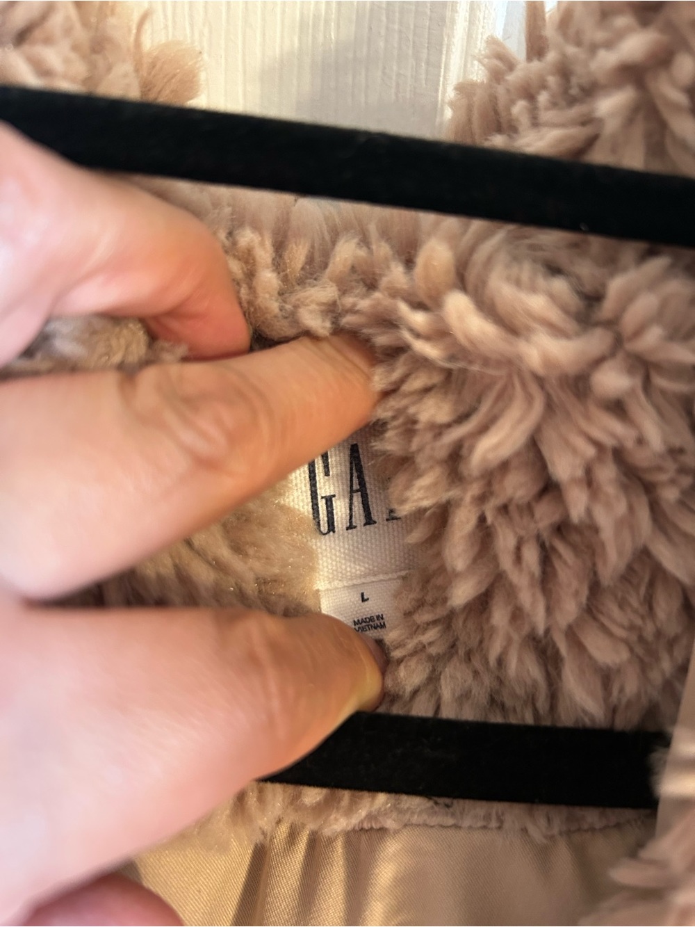 GAP Women's Plush Teddy Jacket in Light Tan - Picture 2 of 6